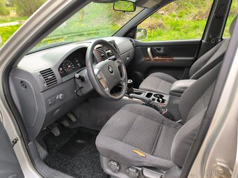 Kia Sorento 2.5CRDi 103kw, manuální převodovka - 7