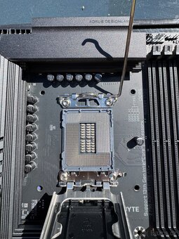 GIGABYTE Z790 AORUS ELITE AX - 7
