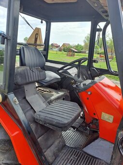 Traktor Zetor 7211 - 7