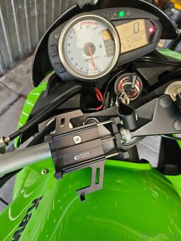 Kawasaki Z1000 - 7