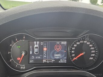 Ford s-max 2.0 tdci 120kw, 257tkm,2012 - 7
