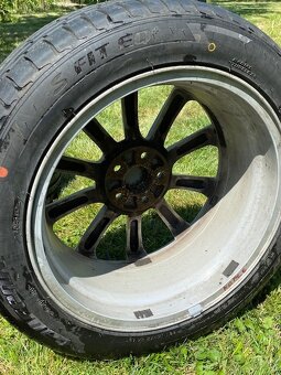 Orig Subaru 17" disky s novými pneu 215/50 - 7