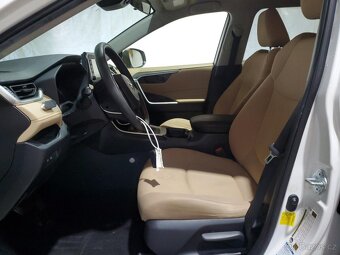 2020 Toyota Rav4 LE 2.5 AWD Hybrid - 7