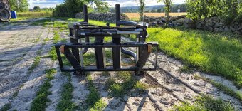 Kleště na kulaté senážní balíky Flexigrip - 7