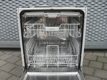 MIELE MYČKA,VOLNĚ STOJÍCÍ,POD KUCHYNSKOU LINKU,LCD,tř.A+ - 7