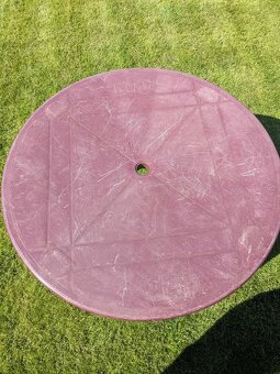 2 Zahradní plastové stoly - 7