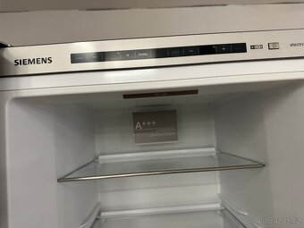 Lednice s mrazákem Siemens (299) - 7