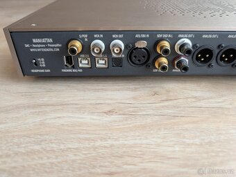 Mytek Manhattan - referenční DAC a preamp - 7