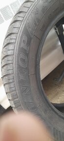 Prodám pneu DUNLOP SP WINTER 225/55R17 - 7
