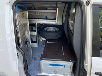 Volkswagen Caddy, 2.0 tdi 4x4. 77tis.km. Sortimo Rv. 2014 - 7