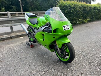 Kawasaki zx7r - 7