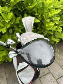 Prodám zánovní dámský golfový set Callaway - 7