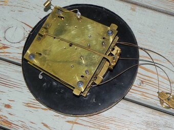 Secesní hodiny GB - 7