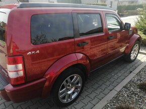 Prodám Dodge Nitro 4x4. 2,8 130kW,r.v.2010,najeto 200tkm - 7