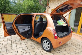 Daihatsu Trevis krásné autíčko - 7