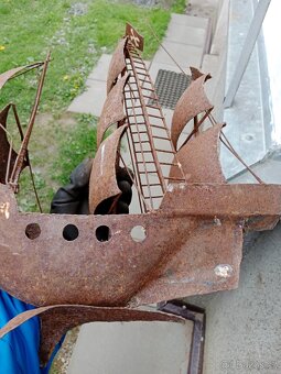 Plechová loď - 7