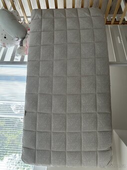Dětská postýlka 120x60 včetně matrace a pěrin - 7