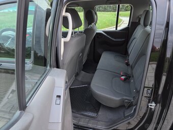 Nissan Navara 2.5 dCi Double Cab XE 4X4 - 7