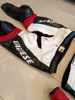 Dainese Race-Pánská kožená moto kombinéza,dvoudílná-zkracená - 7