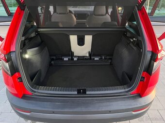 ŠKODA KAROQ 1.5TSi PANO,NAVI,DSG,ALU,MFV,FULLED,METALÍZA. - 7