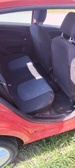 Fiat Grande Punto - 7