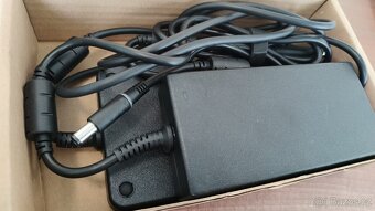 Dell dokovací stanice a zdroje - 7