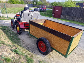 Malotraktor domácí výroby s vlečkou - 7
