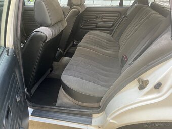 Bmw e30 318i touring - 7