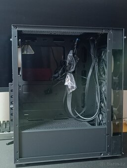 Evolveo Ptero Q12 – RGB PC skříň (ATX / mATX / miniITX) - 7