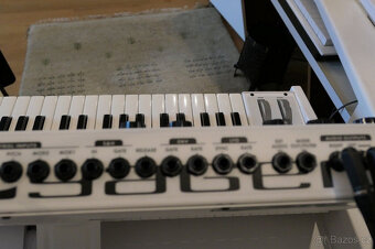 Moog Voyager - Limitovaná edice bílá + originální balení + - 7