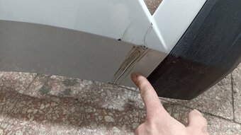 Škoda Karoq nárazník - 7