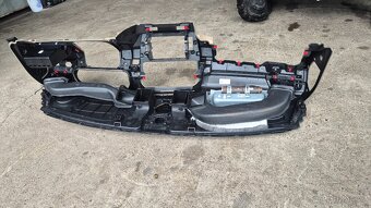 Palubovka BMW F10 F11 - 7