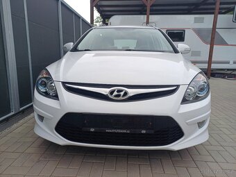 Nové v ČR...Krásný Hyundai I30 cw... - 7