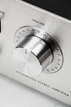 SANYO DCA-301 / analogový japonský zesilovač - 7