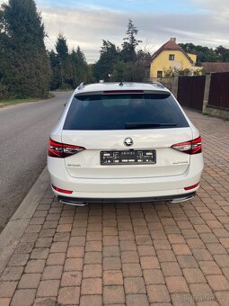 Škoda Superb 3 sportline  virtuál 2.0 TDI 110kw DSG - 7