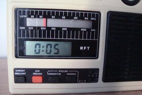 Retro radio budík RFT - 7