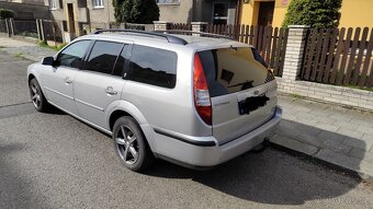 Ford Mondeo combi MK3 - poškozený motor - 7