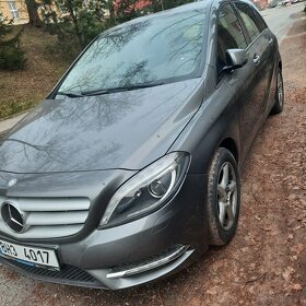 Mercedes Benz B200 perfektní málo jetý - 7