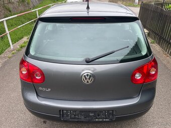 VW Golf 1,4i 55kW - 7