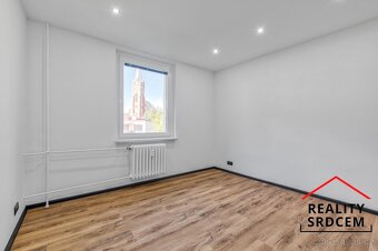 Pronájem nově zrekonstruovaného bytu 3+1 s lodžií, 72 m2, ul - 7