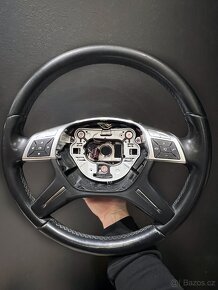 Čtyřramenný volant Elegance z Mercedesu W204 - 7