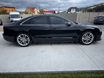 Audi A8 Quattro 3.0 - 7