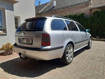 Křídlo octavia 1 RS combi - 7