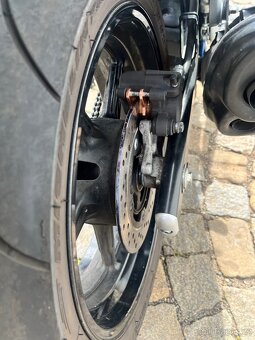 Suzuki Gladius - 7