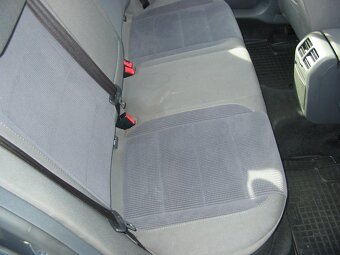 Jetta 1.9 TDI 77 kW,přední+zadní kamera - 7