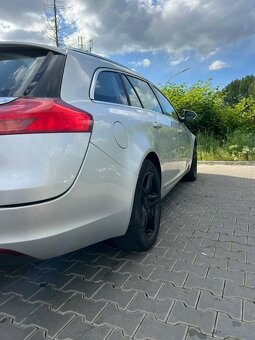 Insignia - 7