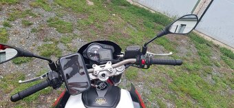 Aprilia SL 750 - 7