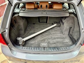 BMW Řada 3, 330D 180 KW X-DRIVE M-SPORTPAKET - 7