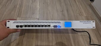 MIKROTIK • CCR1009-8G-1S-1S+ • MikroTik CloudCore Router - 7