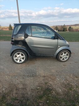 Smart Two,Automat, platná STK - 7